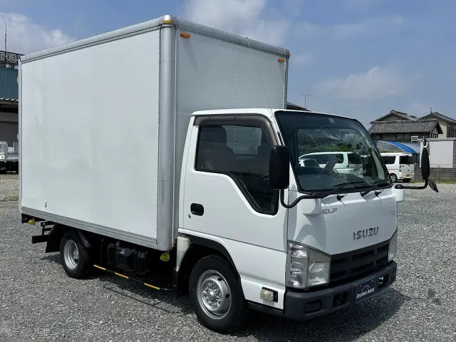 創業以来多くのトラックなどの業務用車両や乗用車の車検・点検・整備・板金・塗装を行ってます！！創業３０年以上の実績と、経験豊富なスタッフが対応いたします。|いすゞ エルフ TKG-NHR85AN(2WD)の写真5