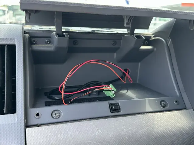 創業以来多くのトラックなどの業務用車両や乗用車の車検・点検・整備・板金・塗装を行ってます！！創業３０年以上の実績と、経験豊富なスタッフが対応いたします。|いすゞ エルフ TKG-NHR85AN(2WD)の写真36