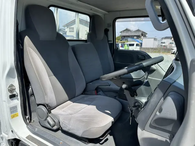 創業39年でトラックの販売、車検、修理、買取と様々しております。39年の信頼、実績を持つ当店にお任せ下さい。|マツダ タイタン TRG-LHS85A(4WD)の写真3