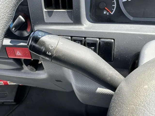 創業以来多くのトラックなどの業務用車両や乗用車の車検・点検・整備・板金・塗装を行ってます!!創業30年以上の実績と、経験豊富なスタッフが対応いたします。|マツダ タイタン TRG-LHS85A(4WD)の写真40