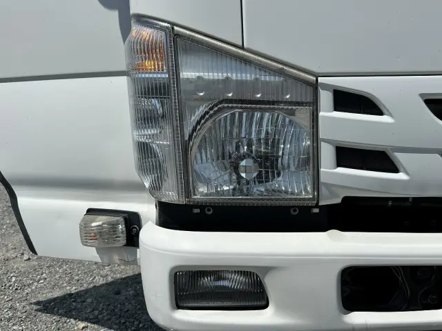 創業以来多くのトラックなどの業務用車両や乗用車の車検・点検・整備・板金・塗装を行ってます!!創業30年以上の実績と、経験豊富なスタッフが対応いたします。|マツダ タイタン TRG-LHS85A(4WD)の写真49