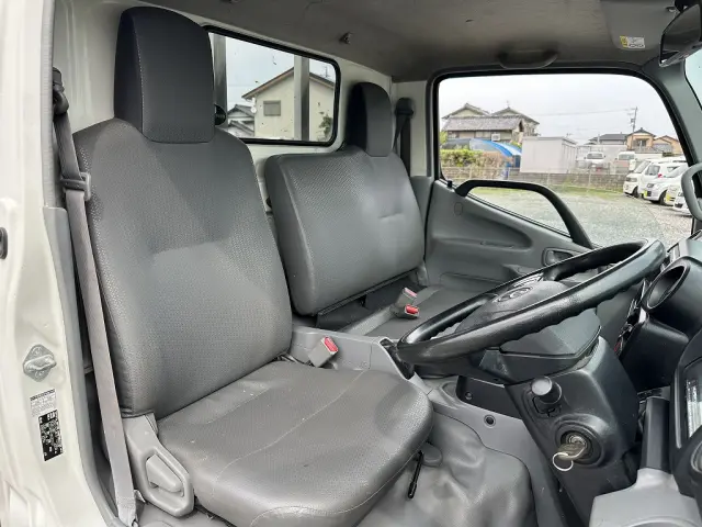 創業39年でトラックの販売、車検、修理、買取と様々しております。39年の信頼、実績を持つ当店にお任せ下さい。|トヨタ トヨエース 2RG-XZC605(2WD)の写真3