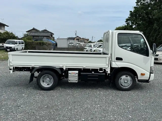 創業以来多くのトラックなどの業務用車両や乗用車の車検・点検・整備・板金・塗装を行ってます!!創業30年以上の実績と、経験豊富なスタッフが対応いたします。|トヨタ トヨエース 2RG-XZC605(2WD)の写真7