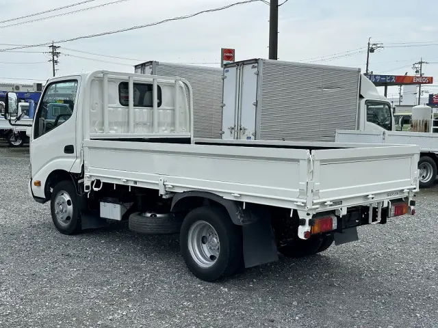 創業以来多くのトラックなどの業務用車両や乗用車の車検・点検・整備・板金・塗装を行ってます!!創業30年以上の実績と、経験豊富なスタッフが対応いたします。|トヨタ トヨエース 2RG-XZC605(2WD)の写真9