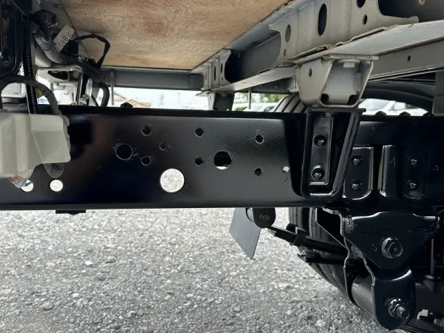 創業以来多くのトラックなどの業務用車両や乗用車の車検・点検・整備・板金・塗装を行ってます!!創業30年以上の実績と、経験豊富なスタッフが対応いたします。|トヨタ トヨエース 2RG-XZC605(2WD)の写真24