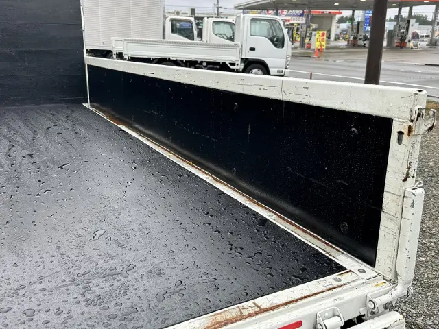 創業以来多くのトラックなどの業務用車両や乗用車の車検・点検・整備・板金・塗装を行ってます！！創業３０年以上の実績と、経験豊富なスタッフが対応いたします。|マツダ タイタン TRG-LHR85A(2WD)の写真11