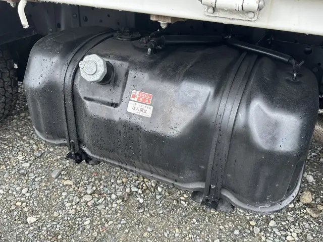 創業以来多くのトラックなどの業務用車両や乗用車の車検・点検・整備・板金・塗装を行ってます！！創業３０年以上の実績と、経験豊富なスタッフが対応いたします。|マツダ タイタン TRG-LHR85A(2WD)の写真21