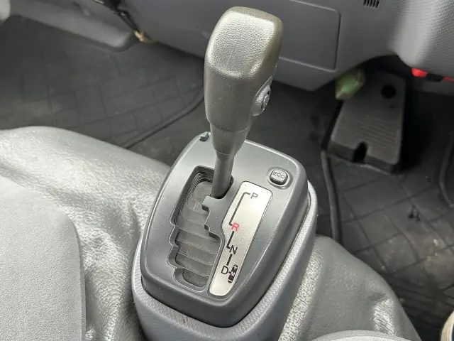 創業以来多くのトラックなどの業務用車両や乗用車の車検・点検・整備・板金・塗装を行ってます！！創業３０年以上の実績と、経験豊富なスタッフが対応いたします。|マツダ タイタン TRG-LHR85A(2WD)の写真49