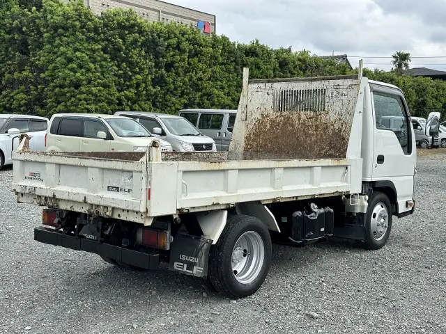 創業以来多くのトラックなどの業務用車両や乗用車の車検・点検・整備・板金・塗装を行ってます!!創業30年以上の実績と、経験豊富なスタッフが対応いたします。|いすゞ エルフ TPG-NJR85AD(2WD)の写真8