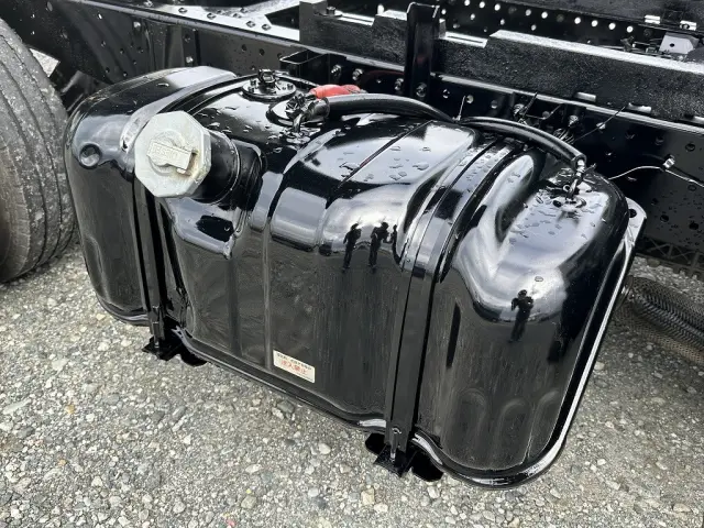 創業以来多くのトラックなどの業務用車両や乗用車の車検・点検・整備・板金・塗装を行ってます!!創業30年以上の実績と、経験豊富なスタッフが対応いたします。|いすゞ エルフ TPG-NJR85AD(2WD)の写真20