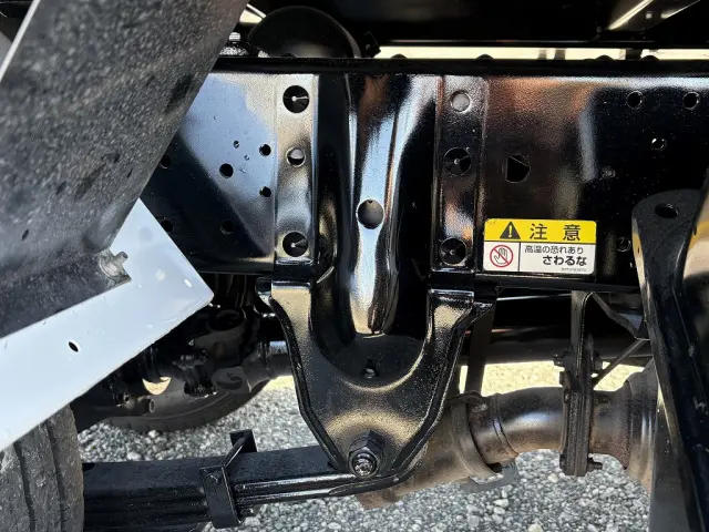 創業以来多くのトラックなどの業務用車両や乗用車の車検・点検・整備・板金・塗装を行ってます！！創業３０年以上の実績と、経験豊富なスタッフが対応いたします。|いすゞ エルフ TPG-NJR85AD(2WD)の写真21