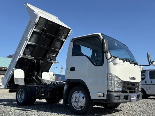 創業以来多くのトラックなどの業務用車両や乗用車の車検・点検・整備・板金・塗装を行ってます！！創業３０年以上の実績と、経験豊富なスタッフが対応いたします。|いすゞ エルフ TPG-NJR85AD(2WD)の写真26