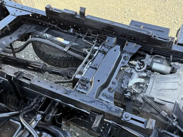 創業以来多くのトラックなどの業務用車両や乗用車の車検・点検・整備・板金・塗装を行ってます！！創業３０年以上の実績と、経験豊富なスタッフが対応いたします。|いすゞ エルフ TPG-NJR85AD(2WD)の写真30