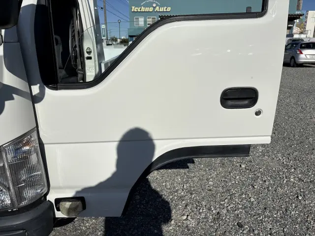 創業以来多くのトラックなどの業務用車両や乗用車の車検・点検・整備・板金・塗装を行ってます！！創業３０年以上の実績と、経験豊富なスタッフが対応いたします。|いすゞ エルフ TPG-NJR85AD(2WD)の写真35