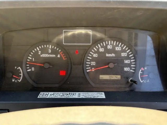 創業以来多くのトラックなどの業務用車両や乗用車の車検・点検・整備・板金・塗装を行ってます！！創業３０年以上の実績と、経験豊富なスタッフが対応いたします。|いすゞ エルフ TPG-NJR85AD(2WD)の写真38