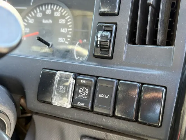 創業以来多くのトラックなどの業務用車両や乗用車の車検・点検・整備・板金・塗装を行ってます！！創業３０年以上の実績と、経験豊富なスタッフが対応いたします。|いすゞ エルフ TPG-NJR85AD(2WD)の写真42