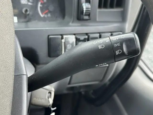 創業以来多くのトラックなどの業務用車両や乗用車の車検・点検・整備・板金・塗装を行ってます!!創業30年以上の実績と、経験豊富なスタッフが対応いたします。|いすゞ エルフ TPG-NJR85AD(2WD)の写真45