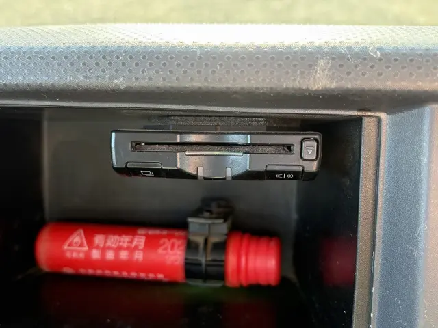 創業以来多くのトラックなどの業務用車両や乗用車の車検・点検・整備・板金・塗装を行ってます！！創業３０年以上の実績と、経験豊富なスタッフが対応いたします。|いすゞ エルフ TPG-NJR85AD(2WD)の写真48