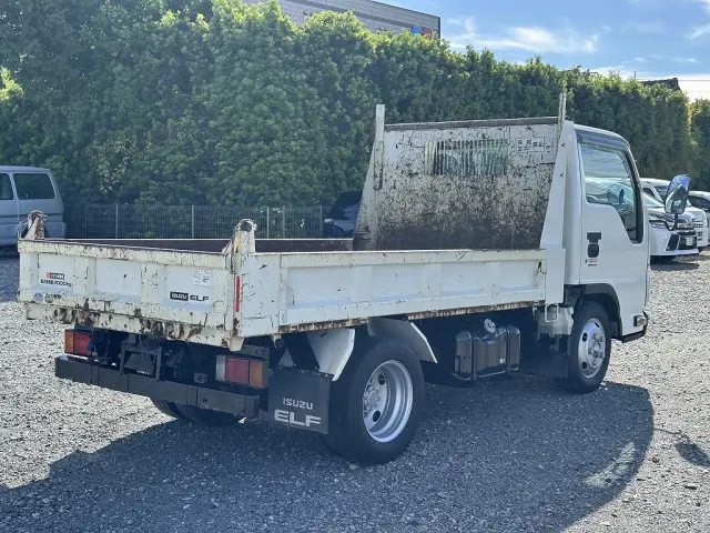 創業以来多くのトラックなどの業務用車両や乗用車の車検・点検・整備・板金・塗装を行ってます!!創業30年以上の実績と、経験豊富なスタッフが対応いたします。|いすゞ エルフ TPG-NJR85AD(2WD)の写真8