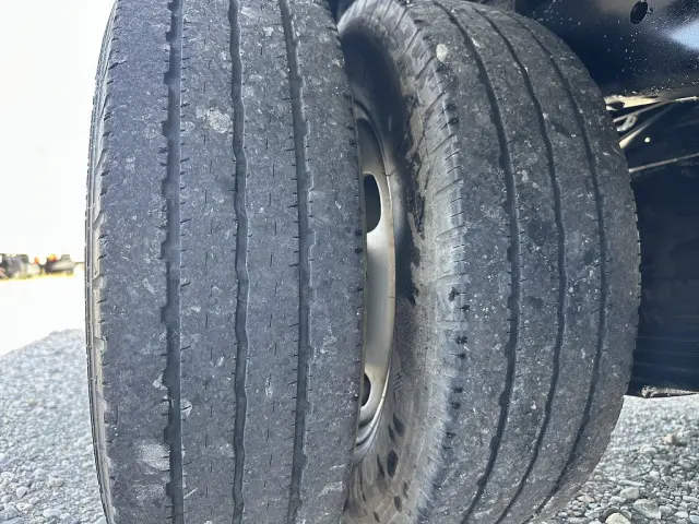 創業以来多くのトラックなどの業務用車両や乗用車の車検・点検・整備・板金・塗装を行ってます!!創業30年以上の実績と、経験豊富なスタッフが対応いたします。|いすゞ エルフ TPG-NJR85AD(2WD)の写真17