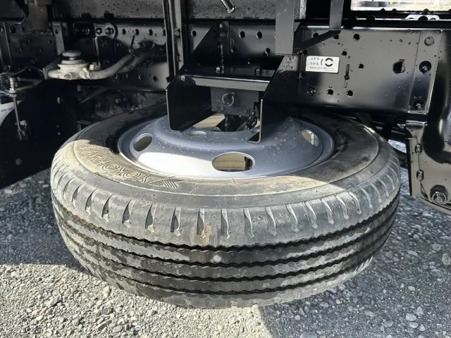 創業以来多くのトラックなどの業務用車両や乗用車の車検・点検・整備・板金・塗装を行ってます!!創業30年以上の実績と、経験豊富なスタッフが対応いたします。|いすゞ エルフ TPG-NJR85AD(2WD)の写真18