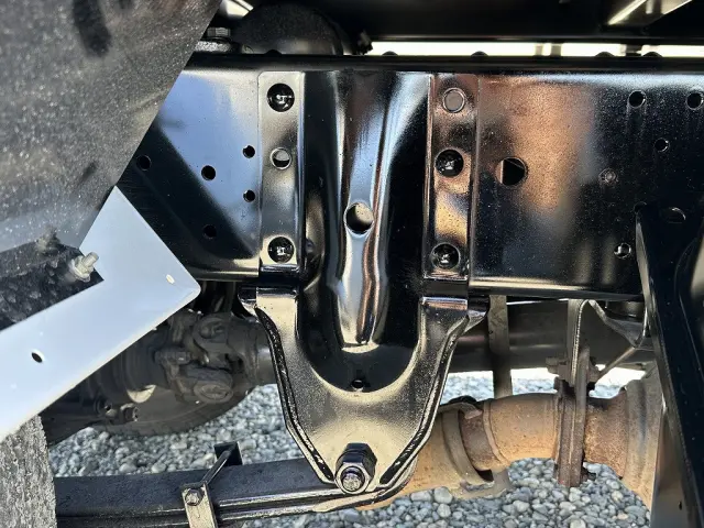 創業以来多くのトラックなどの業務用車両や乗用車の車検・点検・整備・板金・塗装を行ってます！！創業３０年以上の実績と、経験豊富なスタッフが対応いたします。|いすゞ エルフ TPG-NJR85AD(2WD)の写真22