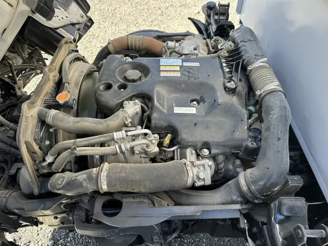 創業以来多くのトラックなどの業務用車両や乗用車の車検・点検・整備・板金・塗装を行ってます！！創業３０年以上の実績と、経験豊富なスタッフが対応いたします。|いすゞ エルフ TPG-NJR85AD(2WD)の写真26