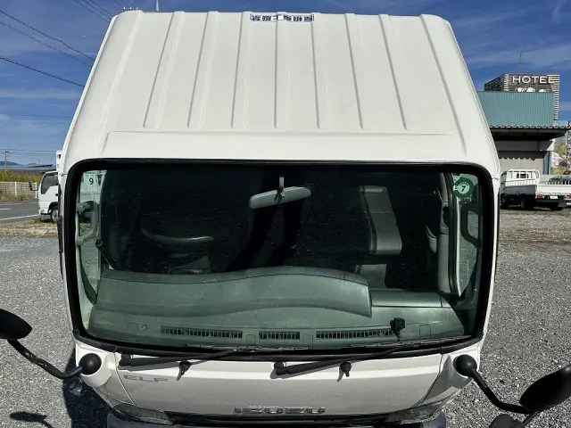 創業以来多くのトラックなどの業務用車両や乗用車の車検・点検・整備・板金・塗装を行ってます!!創業30年以上の実績と、経験豊富なスタッフが対応いたします。|いすゞ エルフ TPG-NJR85AD(2WD)の写真27