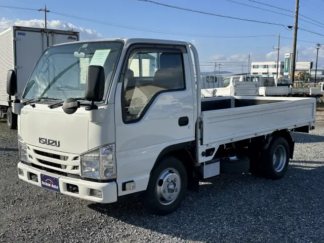エルフ入庫しました。2t積載/全低床/標準平ボディになります！お問合せお待ちしております！|いすゞ エルフ TPG-NJR85A(2WD)の写真1