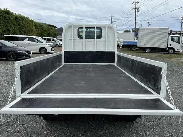 いすゞ エルフ TPG-NJR85A(2WD)の写真10