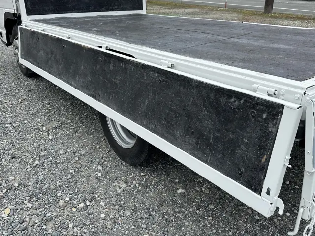 いすゞ エルフ TPG-NJR85A(2WD)の写真12