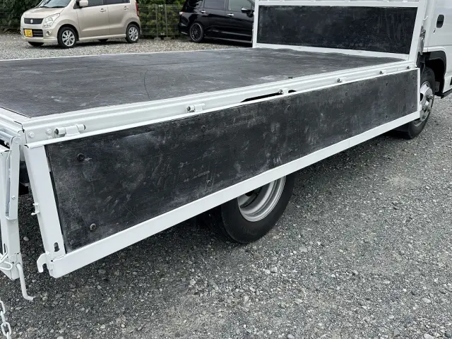 いすゞ エルフ TPG-NJR85A(2WD)の写真13