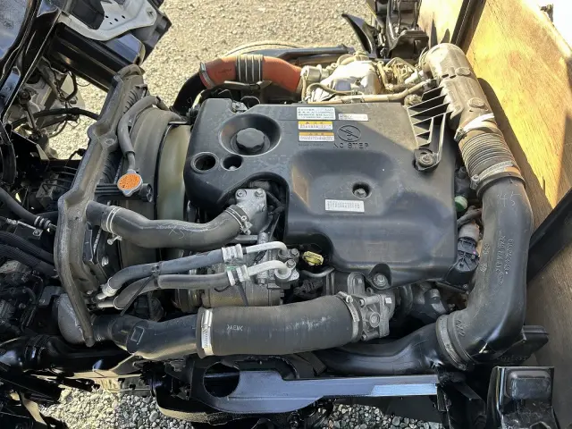 創業以来多くのトラックなどの業務用車両や乗用車の車検・点検・整備・板金・塗装を行ってます！！創業３０年以上の実績と、経験豊富なスタッフが対応いたします。|いすゞ エルフ TPG-NJR85A(2WD)の写真24