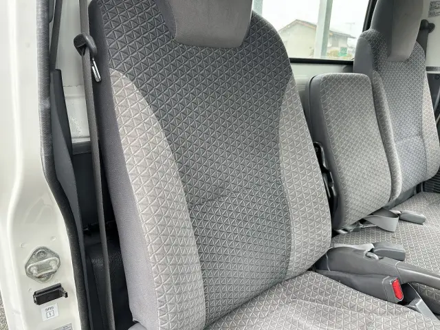 いすゞ エルフ TPG-NJR85A(2WD)の写真29