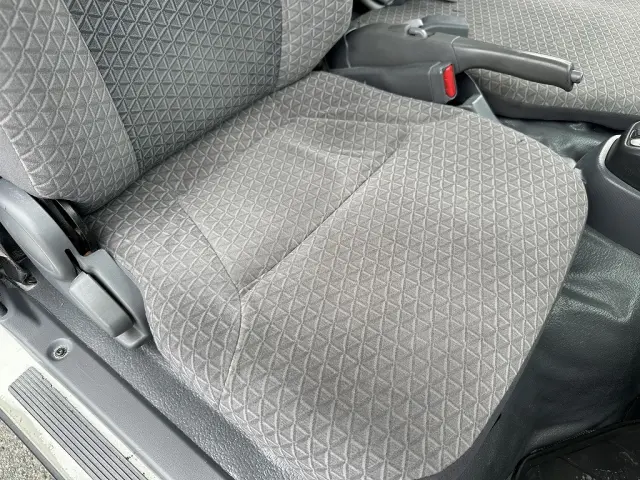 いすゞ エルフ TPG-NJR85A(2WD)の写真30