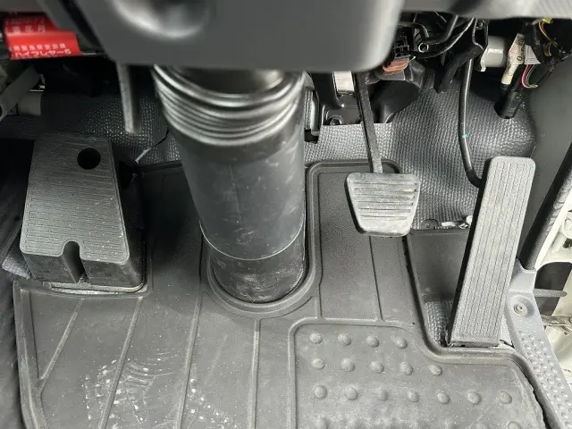 いすゞ エルフ TPG-NJR85A(2WD)の写真37