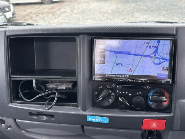 いすゞ エルフ TPG-NJR85A(2WD)の写真43