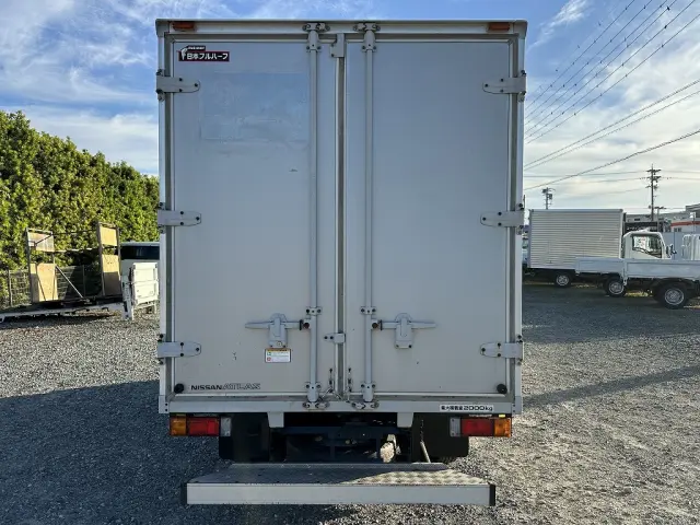 日産 アトラス PDG-TZ2F24(2WD)の写真2