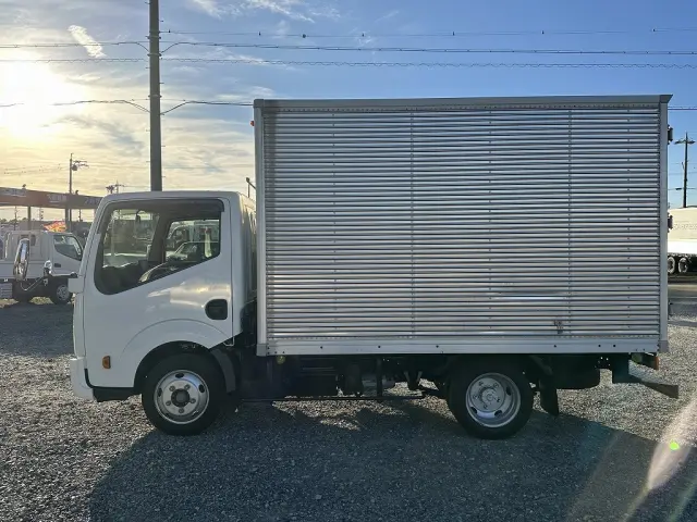 日産 アトラス PDG-TZ2F24(2WD)の写真7