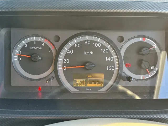 日産 アトラス PDG-TZ2F24(2WD)の写真36