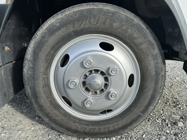 いすゞ エルフ TKG-NNR85AR(2WD)の写真15