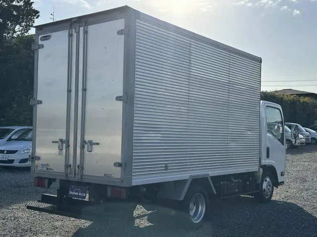 いすゞ エルフ TKG-NLR85N(2WD)の写真8