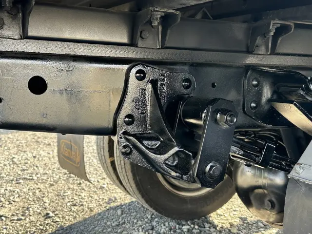 いすゞ エルフ TKG-NLR85N(2WD)の写真26