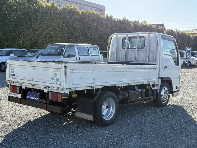 いすゞ エルフ SKG-NKR85A(2WD)の写真8