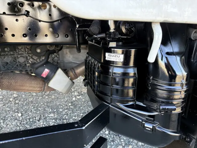 いすゞ エルフ SKG-NKR85A(2WD)の写真18