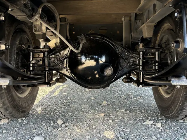 いすゞ エルフ SKG-NKR85A(2WD)の写真22