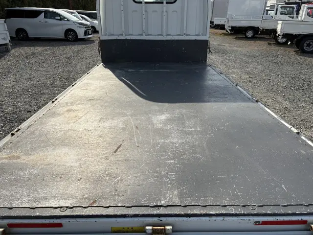 三菱 キャンター TPG-FBA00(2WD)の写真12