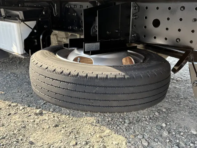 三菱 キャンター TPG-FBA00(2WD)の写真18