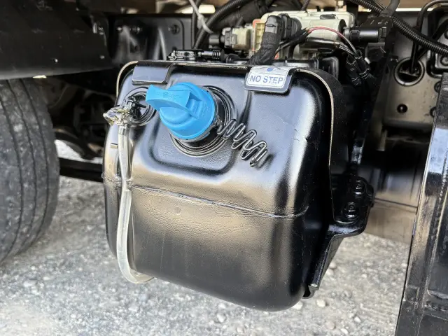 三菱 キャンター TPG-FBA00(2WD)の写真22