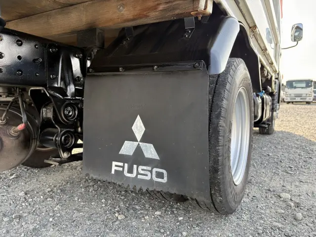 三菱 キャンター TPG-FBA00(2WD)の写真24